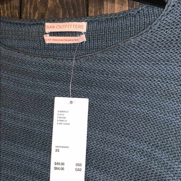 Urban outfitters cropped short sleeve sweater XS - Picture 3 of 4